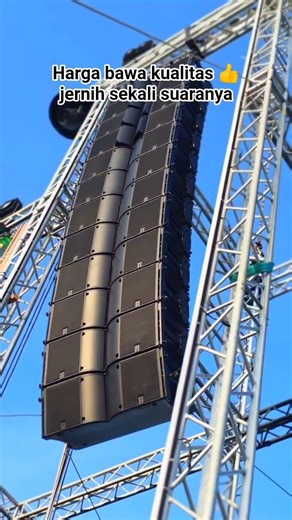 Line array berkualitas suara jernih berkualitas. #linearray #soundsystem #soundclarity #middle #fyi