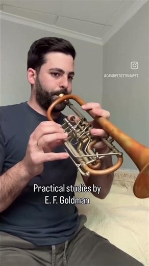 Practicing fast single tonguing with Goldman etude n.2