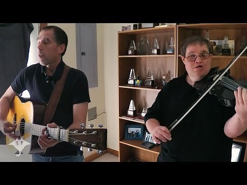 Michael Cleveland plays a carbon fiber fiddle for the first time