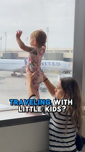 Traveling with little kids? Traveling over the holidays? Here are the tips you need to know so you can succeed! #travelwithkidstips #travelingwithkids #babytravel #toddlertravel #traveltipsandtricks #travelmom | Roamaroo