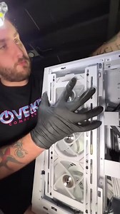 61K views · 1.5K reactions | This Gaming PC  #pcsetup #pcbuild #gaming #gamingsetup #gamer #gamers #gamersofinstagram #gamersoftheworld #concolegaming #pcgaming #pcgamer #computersetup | Overkill Gaming | Facebook