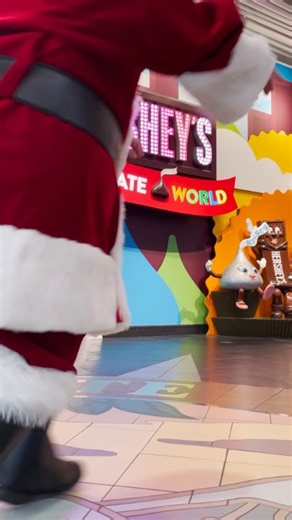 Breakfast with Santa is BACK at Hershey’s Chocolate World!🎅 🥞 Tickets are now LIVE — don’t miss your chance to kick off the holiday season with a magical morning full of sweet surprises! 🍫🎄 🎁 Your ticket includes more than $120 in value — from a delicious breakfast and exclusive character meet-and-greets to holiday activities, gifts, and more! 📅 Dates fill up fast, so grab your spot now: http://spr.ly/6185fQCqh #BreakfastWithSanta #HersheysChocolateWorld #HolidayMagic #SantaIsComing | Hers