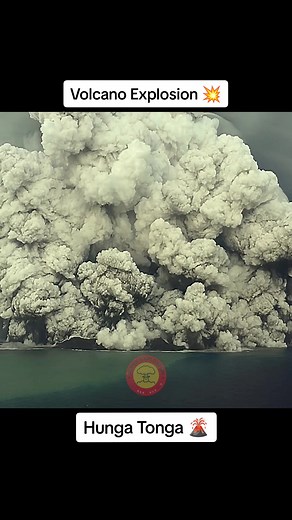 #volcano #explosion #bigexplosion #shockwave #bomb #radioactive #nuke