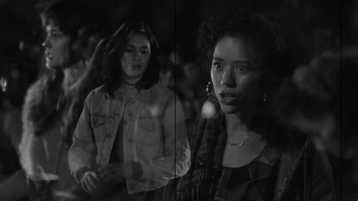 i am a firm believer that jeff took advantage of shauna. and i’m not saying shauna had no fault in it. because she did, obviously. but shauna was quite literally wasted, stumbling around, picking fights. jeff literally thought she was gonna throw up when she asked to pull over. he knew how drunk she was. and he was clearly stable enough to drive both her and jackie back home. #shaunashipman #shaunashipmanedit #yellowjackets #yellowjacketsedit #fyp @jazz ౨ৎ | 🫀⚽️🦌 @hattie @𝒦𝒶𝑒𝓁𝒾𝓃𝒶⭑ @𝜗𝜚