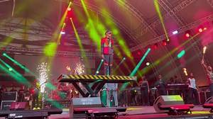 IN VIDEO Yo Maps Yo comes from under the stage to officially launch his TRY AGAIN album at the National Heroes Stadium last night in Lusaka. The concert was organized by Kwithu FM 93.3 and supported by other partners - namely BigTree Beverages, Yoyo Fun Snacks, @BetPawa, @Varun Beverages among others. The stage, sound and lighting was done by Soundwave Zambia | HOT FM Zambia