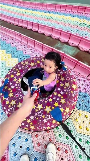 Coco invented all kinds of tricks to pass the level #adorable #enrichment