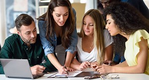 Contacta con Nosotros | ISFAP