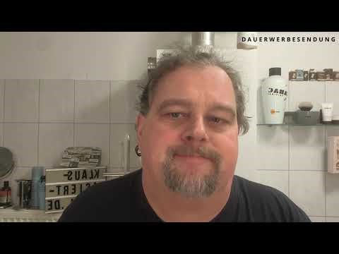 First Shave Vintage Apollo Slant - Klaus rasiert sich