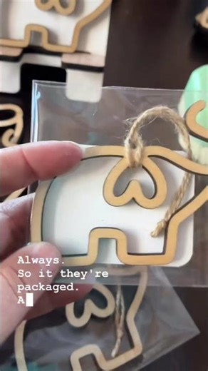 Friendship Elephants made with Procreate and the Xtool M1 Ultra #lasercuttingmachine #procreate