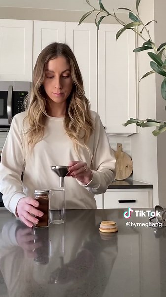 Maximize Your Small Kitchen Space with These Spice Jar Storage Hacks