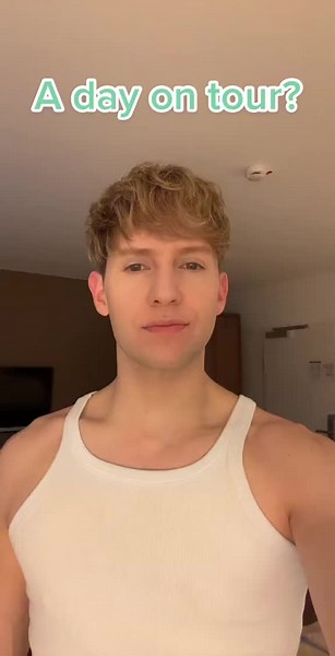 A day on tour with our @Julian Quijano #grwm #dayontour #the12tenors #tourlife #singers