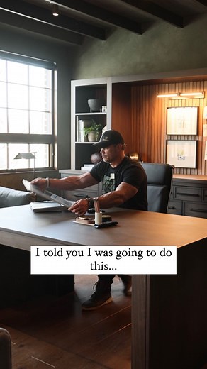 Killowen Construction | Tyler Farrell on Instagram: "Walnut in my office. For the built-in and my desk, our cabinet shop went through 3 different black stains to get this custom look and the final product came out so awesome. What do you think of walnut, are you liking it more? • • • Built-in and desk: @killowencabinetco Designer: @studiomcgee Plaster: @marrwall Flooring: @lemcodesign installed by: @wasatchremodeling • • • • • • • • #killowen #killowenconstruction #utahbuilder #utahhomes #utahcu