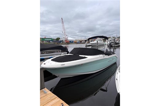 Used 2019 Robalo R207 Dual Console, 08224 New Gretna - Boat Trader