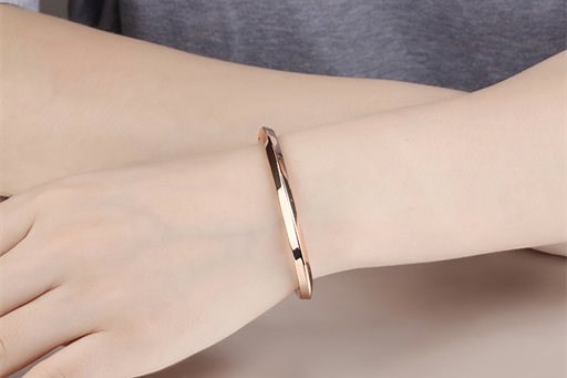 8 Famous Custom Jewelry Manufacturers in China in 2025