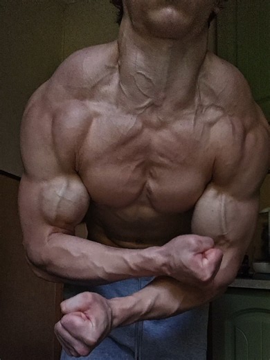 #gymmotivation #bodybuilding #andreysmaev #smaev #gym #physique #physics #gymtok #aesthetic #davidlaid