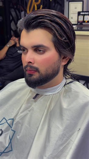 Layer cut: easy layered haircut guide