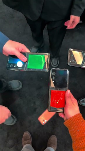 A seamless blend of fine jewelry and high-performance mobile communication technology#vertu #fyp