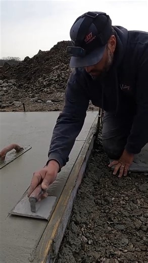 441K views · 5.7K reactions | How to use a concrete edger #concrete #concreteconstruction #concretelife #reels #viral | Victory Outdoor Services | Facebook