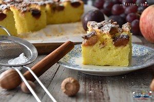 Pandispanul este, dupa mine, cea mai simpla, mai rapida si mai economica prajitura de casa. Astazi a fost randul prunelor brumarii sa se scufunde in aluatul pufos de pandispan si sa se imprieteneasca cu un praf de scortisoara. Pufosenie!!!! https://www.reteta-video.ro/retete/prajitura-pandispan-cu-prune.html | Reteta-Video