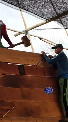 This Old Carpentry Trick Makes Wooden Walls Stronger!