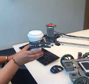 27K views · 222 reactions | Coffee + robots +code = the perfect blend ☕ #InternationalCoffeeDay | MATLAB | Facebook