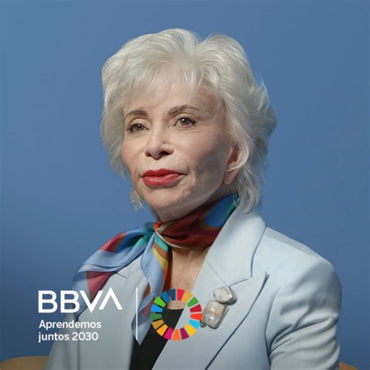 258K reactions · 53K shares | “La mayor lección de mi vida me la enseñó mi hija, Paula”, afirma Isabel Allende. La reconocida escritora rinde homenaje a su hija fallecida y comparte un mensaje de amor, esperanza y transformación. #IsabelAllende #Esperanza #CambioSocial #AmorQueTransforma #Inspiración #Educación #Progreso #FuturoMejor #Aprendemosjuntos #Aprendemosjuntos2030 | Aprendemos juntos | Facebook