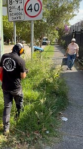 2.7M views · 166K reactions | As I was about to clean this up I asked this lady walking past her thoughts. #Australia #fbreels #asmr #satisfying | Nathans Lawns and Gardens | Facebook