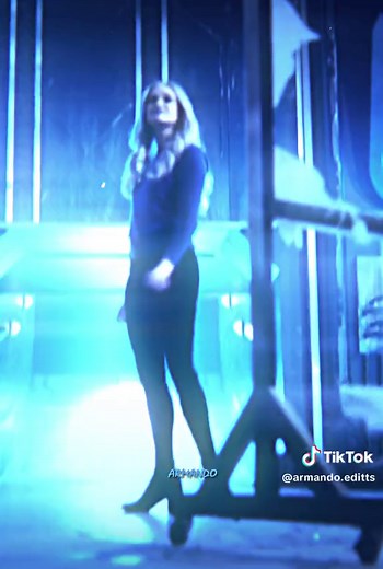 Transforming into Killer Frost | Danille Panabaker