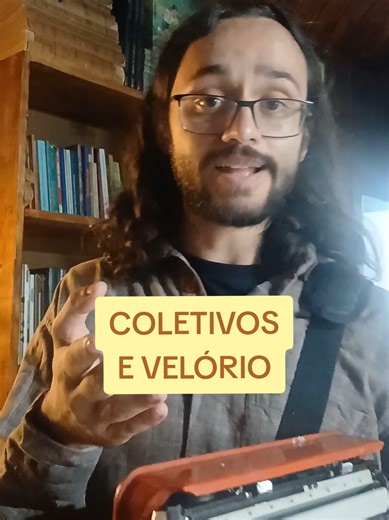 Espero ter ajudado 📚✍️ 🕯Siga o @sebo.de.vela para não perder uma dica de leitura e escrita . . . . . Dicionário, Literatura, Ler, Fantasia, Literatura Fantástica, Fantasia Medieval, Leitura, Livros, Livraria, Sebo de Livros, Sebo de Vela, Escrita, Arte, Cultura, Criatividade, Língua Portuguesa, História, RPG, Como Escrever Melhor, Máquina de Escrever, Vintage,