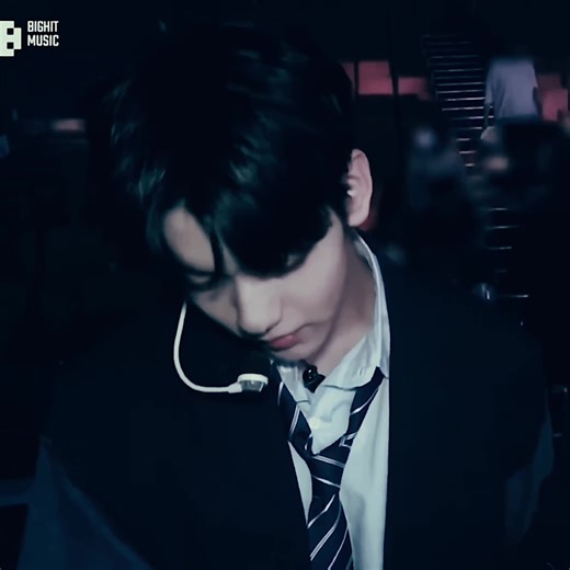 Soobin from TXT: Captivating K-Pop Edit Highlights