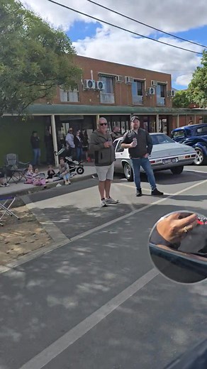 Cruising Yarrawonga at Lake Mulwala Rod Run | Ezy-Az 1,2,P