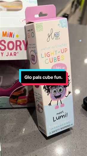 Glo pals light up cubes are a big win with the little lady… we shall buy some more in different colours as well. #fyp #daughter #sensory #waterplay #mumsoftiktok @GLO PALS 🌟