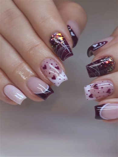 (っ◔◡◔)っ ♥ by yours truly ♥ . HARD GEL FILL W SHORTENING ON SHORT LENGTH . DRY MANICURE PREP . FULL CUSTOMIZED HAND PAINTED ART INCLUDING GLITTER & SPIDER GEL . 2 HRS START TO FINISH 💞 #valentinesnails #vdaynails #heartnails #spidergelnails #TheVibeNailLounge