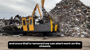 ♻️ In focus: A closer look at the process of recycling an old Metro train, a sustainable end to the fleet’s 45 years of service. Thanks to Graeme Smith, Commercial Manager at J Denham Metals Ltd, for explaining the process at their yard at Bishop Auckland. 🚇 | Tyne and Wear Metro