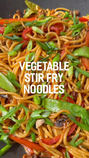 Easy Vegetarian Vegetable Stir Fry Noodles Recipe