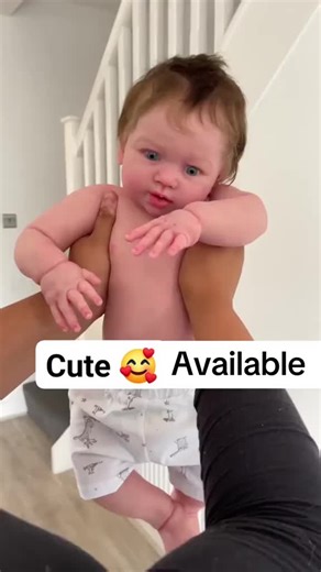 Full body silicone wet and drink system that takes pacifier and drink from the bottle. #fullbodysilicone #usasiliconebaby #reborns #reborndolls #siliconebabiesforsale