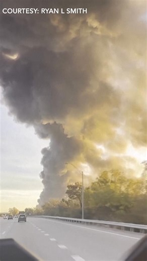 546K views · 429 reactions | TOWERING SMOKE COLUMN CAPTURED ON VIDEO AFTER CARGO PLANE CRASH IN LOUISVILLE, KENTUCKY A motorist on Tuesday, Nov. 4, captured a towering column of smoke on video after a UPS cargo plane crashed at an airport in Louisville, Kentucky. UPS said one of its wide-body cargo planes with three crew members on board crashed during takeoff, while local police reported injuries at the scene. : Reuters | GMA Public Affairs | Facebook