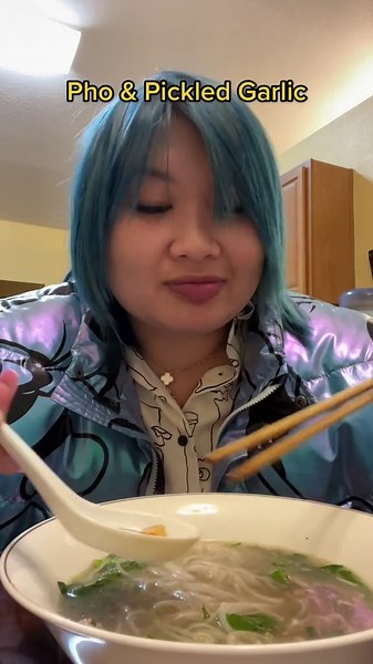 Vietnamese Pickled Garlic — A Must-Try for Pho Lovers