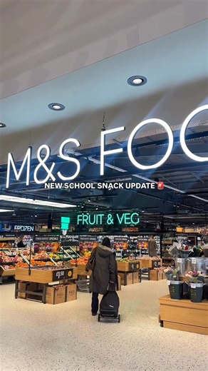 Kelsey Parker | School snack update!! We’ve had an email saying it’s now fruit & veg only no croissants, no crisps… nothing else. I actually agree with... | Instagram