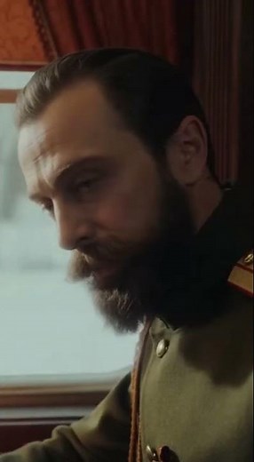 Nicholas 2 abdicates the throne