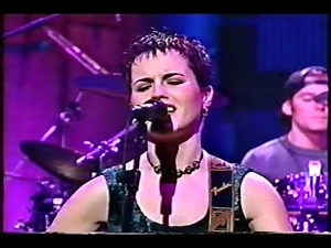 Late Night 'The Cranberries - Linger (Live) 10/29/93