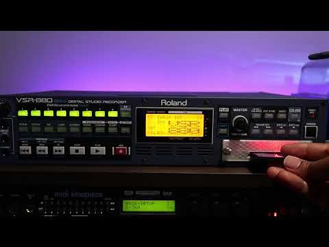Roland VSR-880 CF Card Reader - Removable Drive Bay Testing