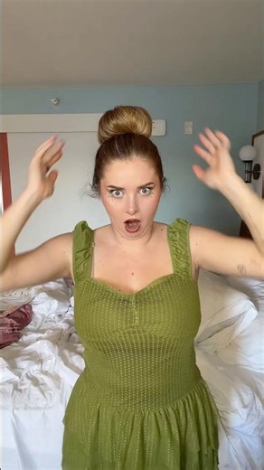 Paula's Tinkerbell MOVIE FRIDAY 😍🧚🏻 Do you have any tattoos? 😳