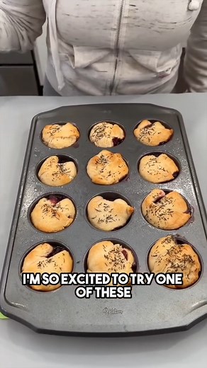 Delicious holiday pastry (brie and cranberry) 🎬 This video was produced by Network Media and Olivia | The Simple Dish