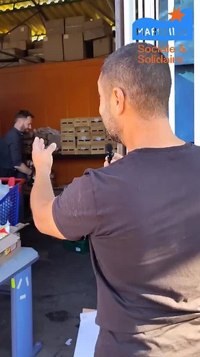 Distribution alimentaire solidaire à l'Après M