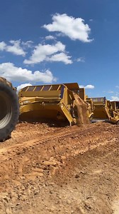 10K views · 142 reactions | K-Tec Ox Block pushing 1233 scraper trains outside San Antonio this week  WL Contracting | K-Tec Earthmovers | Facebook