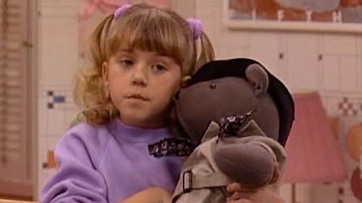 101K views · 195 reactions | On Hollywood Darlings, we had to watch as Jodie Sweetin sold beloved Mr. Bear from Full House. | Yahoo News | Facebook