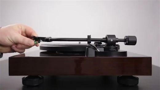 Watch Fluance RT80 and RT81 Tonearm Set Up on Amazon Live