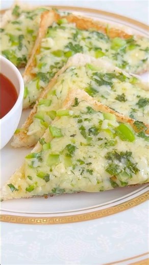 Cheese Chilli Toast in 5 Minute 🧀🔥 | Quick and Delicious Snack Idea!