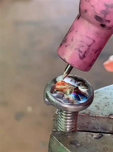 Welding trick #welding #welder #weldingtiktok #asmr #weldernation | welding